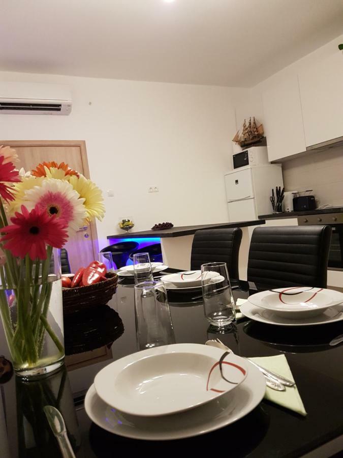 Ana Maria Apartment *